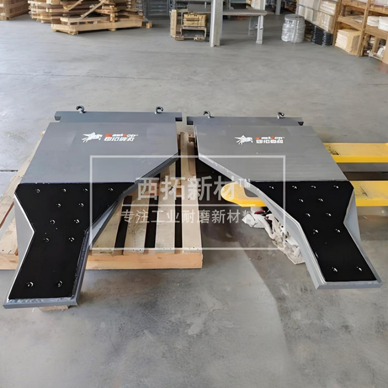 Loading Hopper &amp; Conveying Chute Used Alloy Ceramic Lined Roller Press Side Baffle