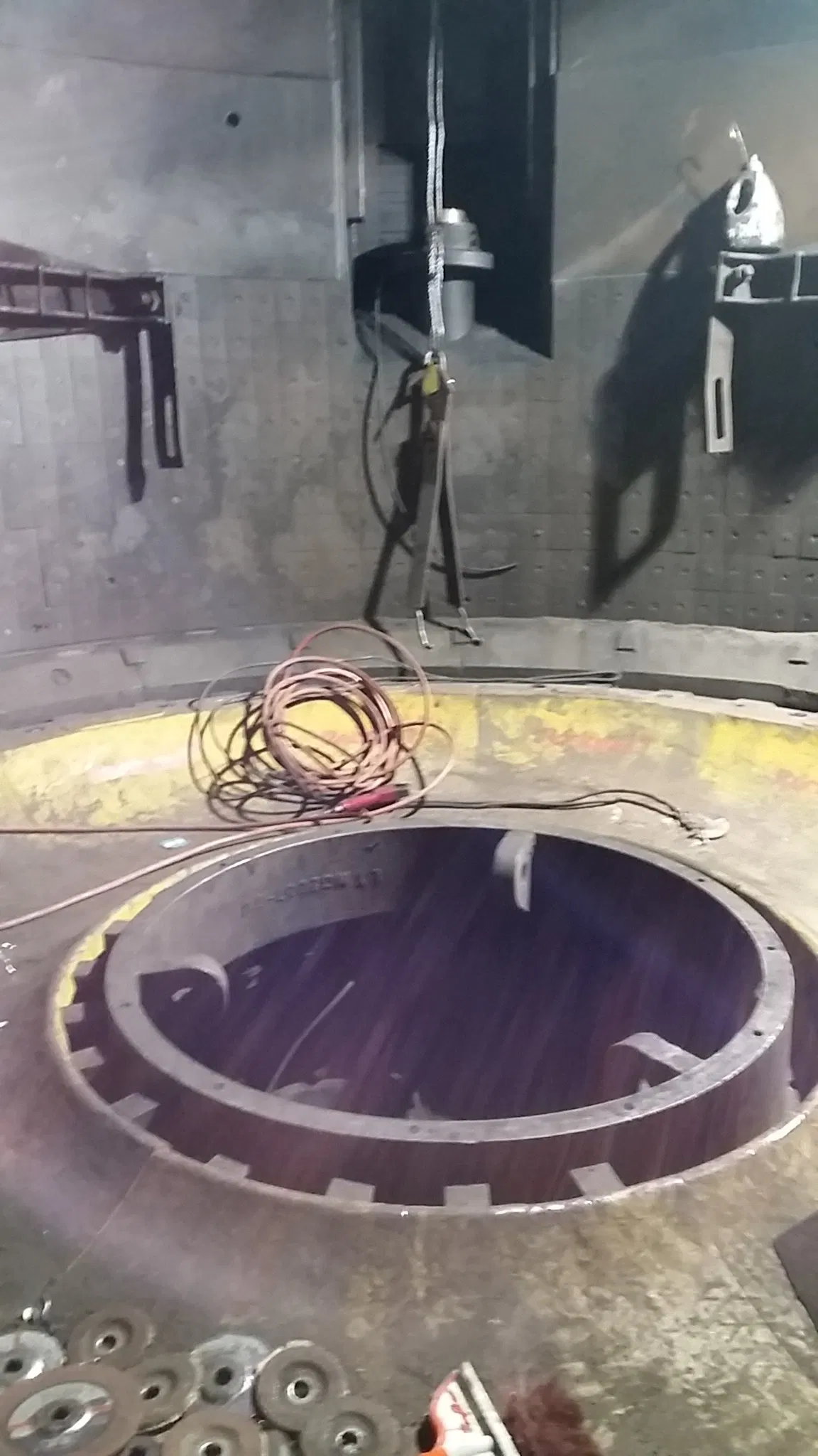 Long Life Ceramic-Metal Composite Mill Liners