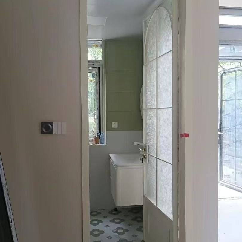 Wholesale Price Aluminum Modern Sliding Entrance Glass Security Interior New Pivot Steel Door