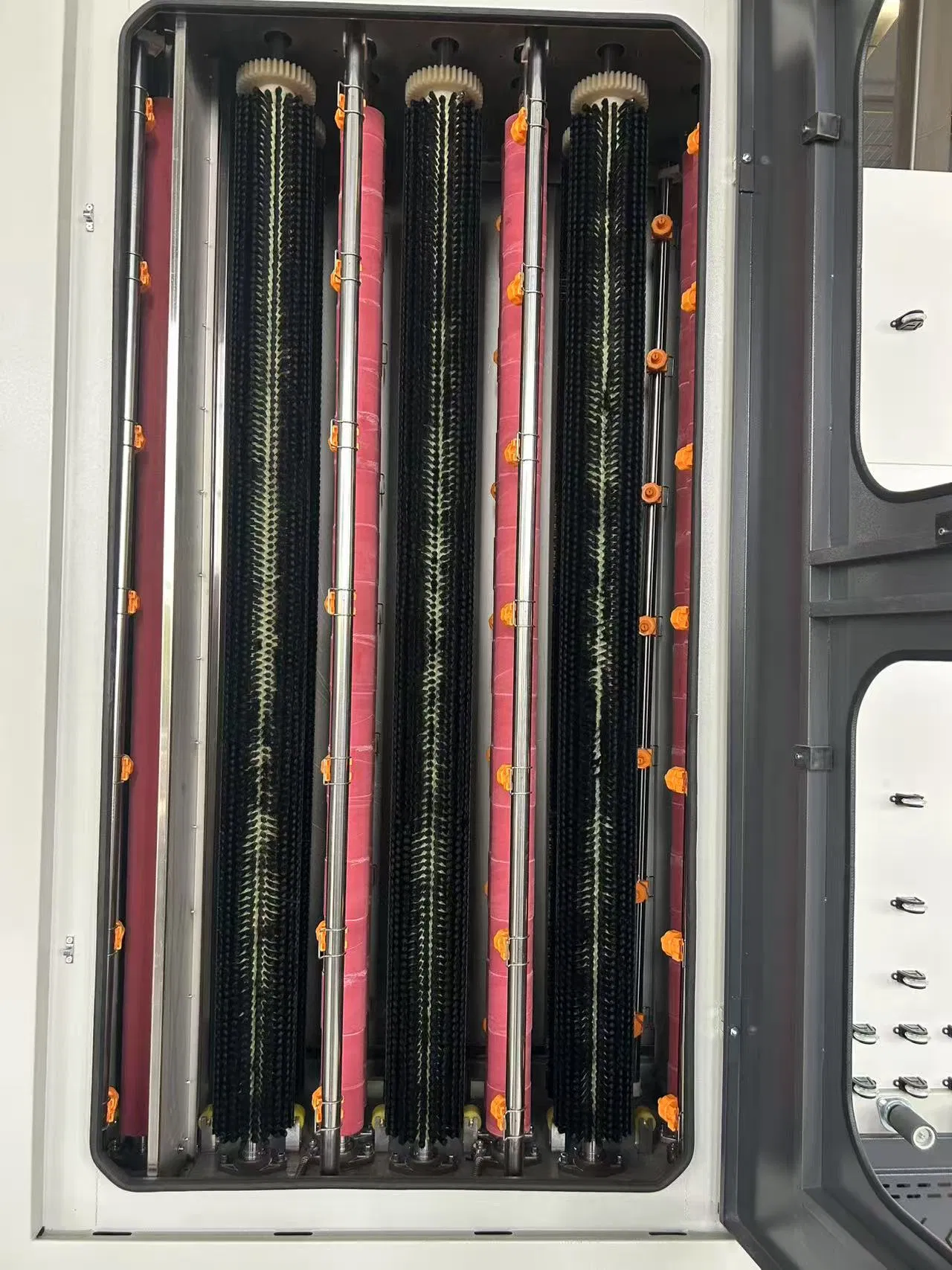 High-Capacity Vertical Glass Washing and Drying System for Industrial Glass Processing Applications