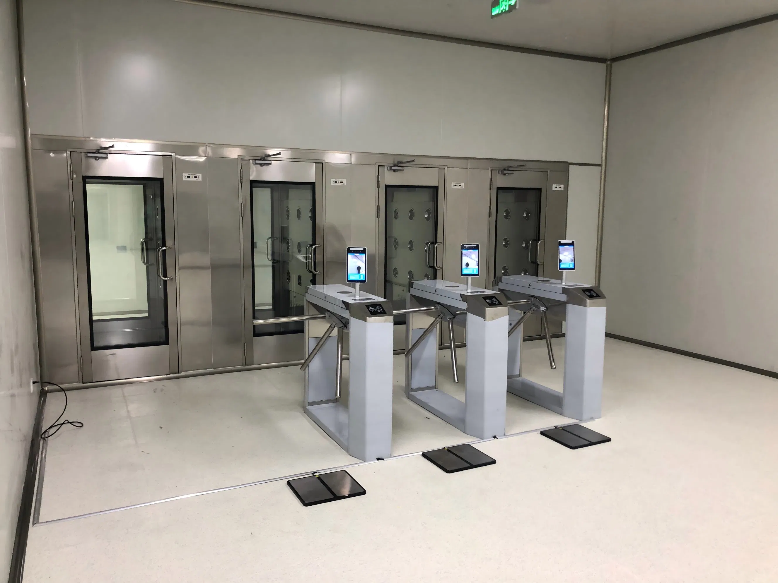 Advanced ESD Anti-Static Solutions for Electronics Manufacturing Facilities