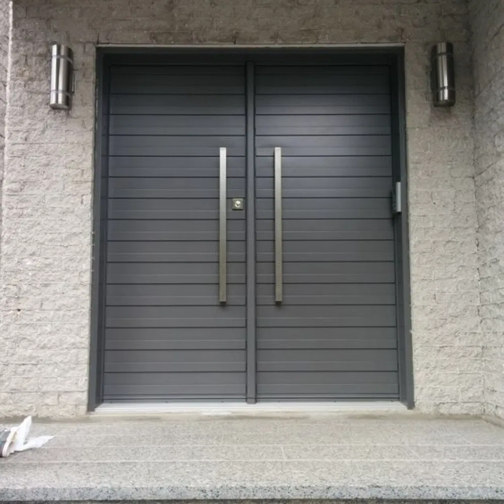 Custom Aluminum Exterior Door Modern Metal Entry Door with Thermal Insulation Weather Resistant Seal for Home Use