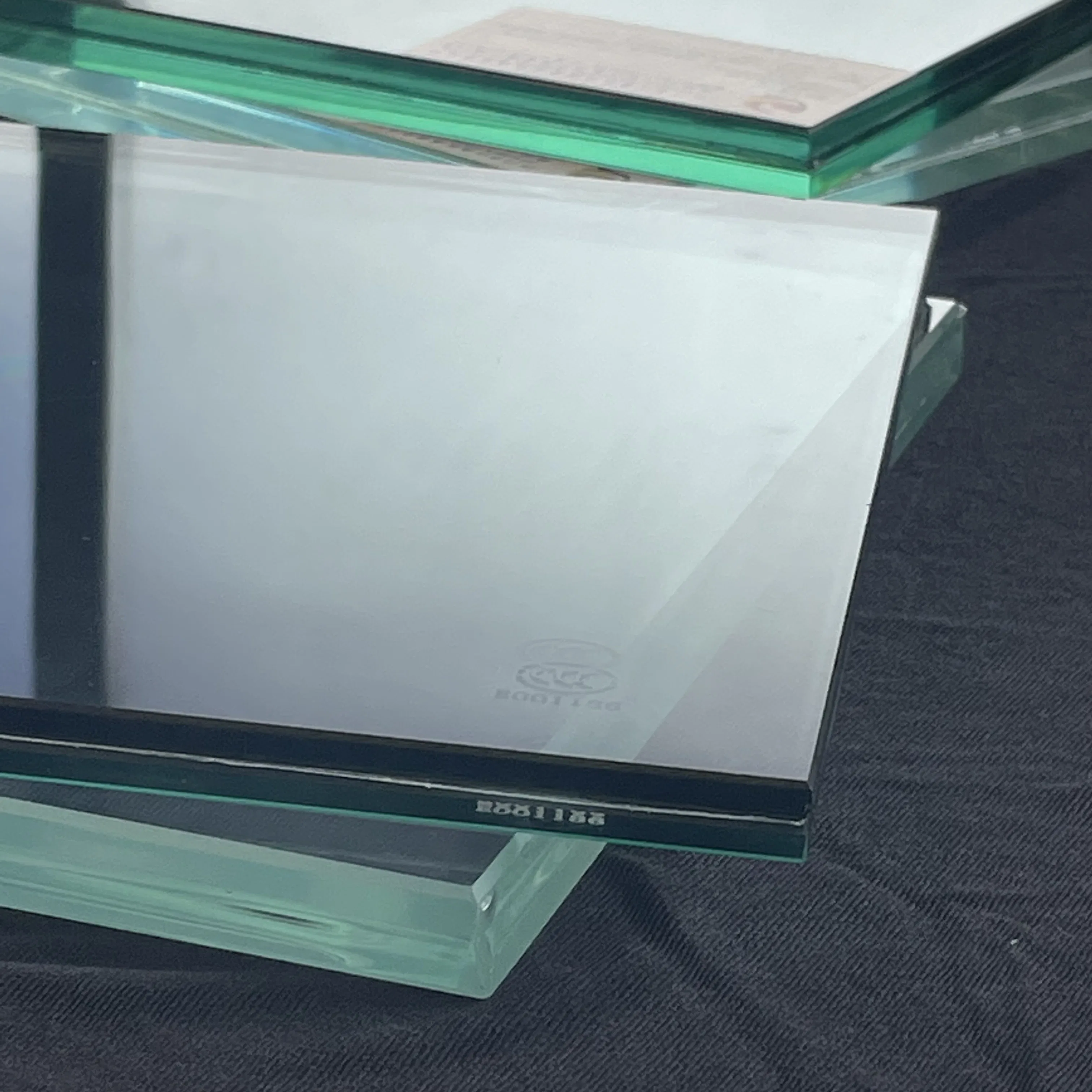 Premium Laminated Glass Solutions for Furniture and Architectural Design