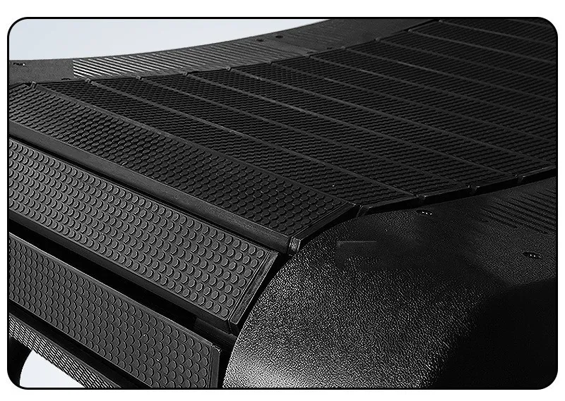 Curved Treadmill View 9