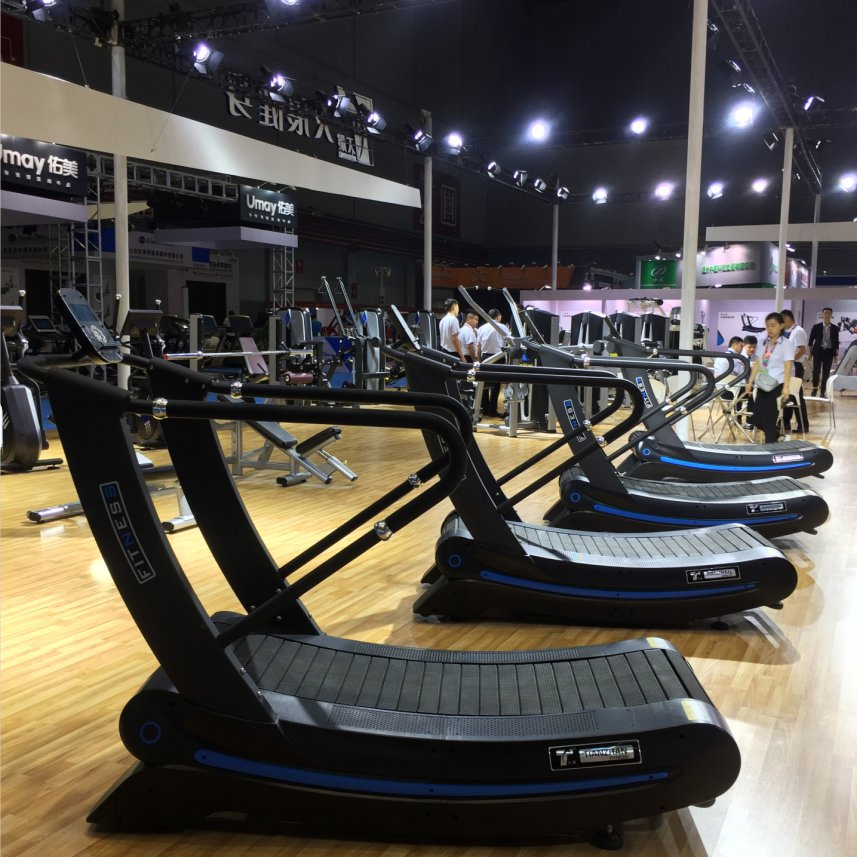 Crossfit Gym Self Generated Curve Treadmill, Non Motorized Air Runner, Commercial Gym Grade Curved Treadmill