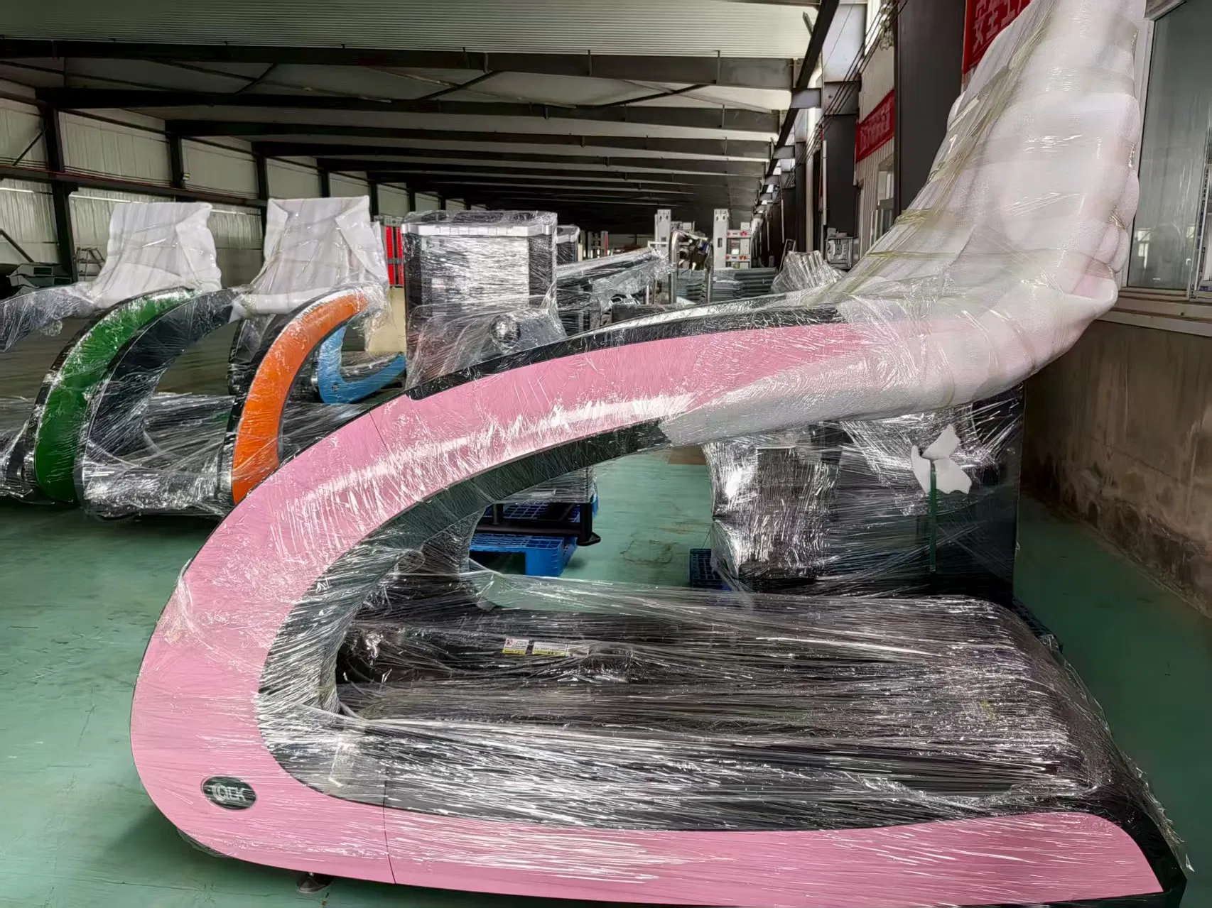 New Professional Heavy Duty for Commercial Treadmill with LED and Touch Screen Gym Fitness Equipment