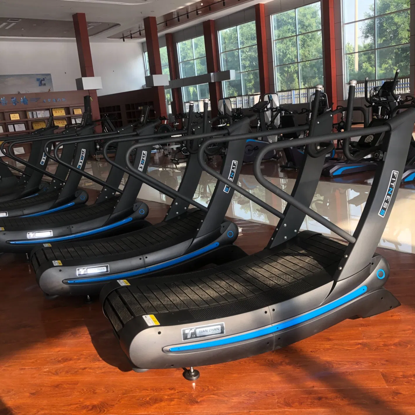 Crossfit Gym Self Generated Curve Treadmill, Non Motorized Air Runner, Commercial Gym Grade Curved Treadmill