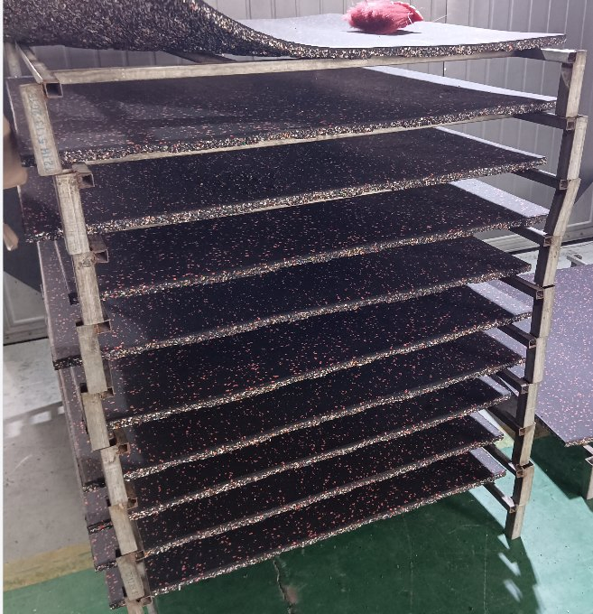 EPDM Roll Gym Rubber Coil Shock Absorbing Mat Sound Insulation Wear-Resistant Anti-Slip Gravity Area Special Sports Rubber Mats