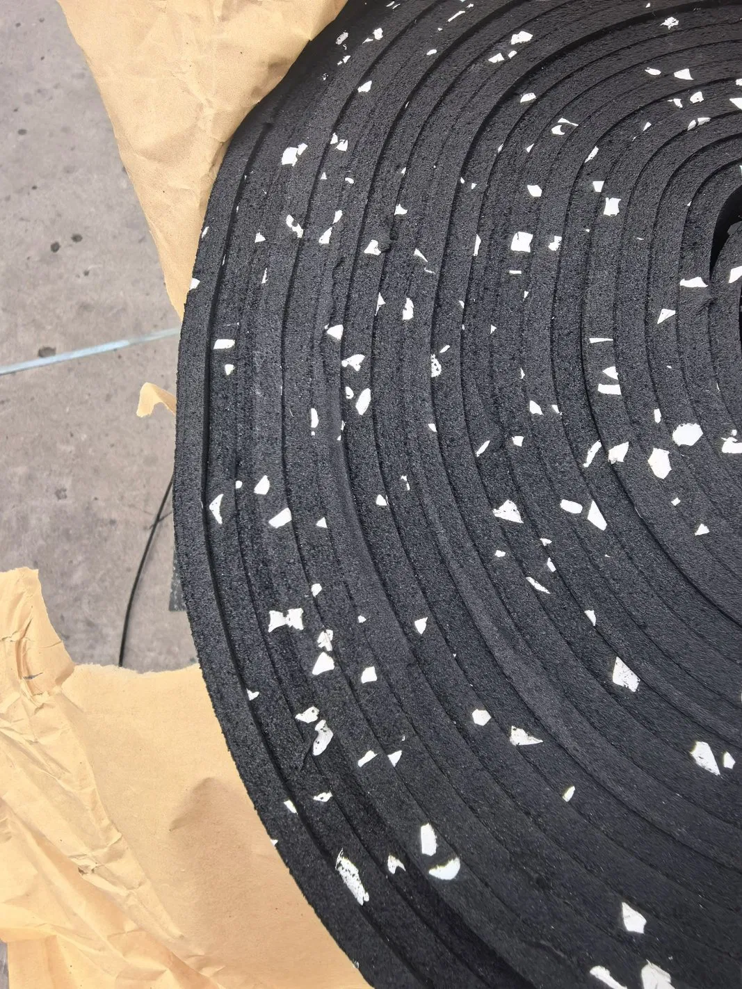 Free Sample Gym Flooring 10mm Rubber Sheet Rolls Mat