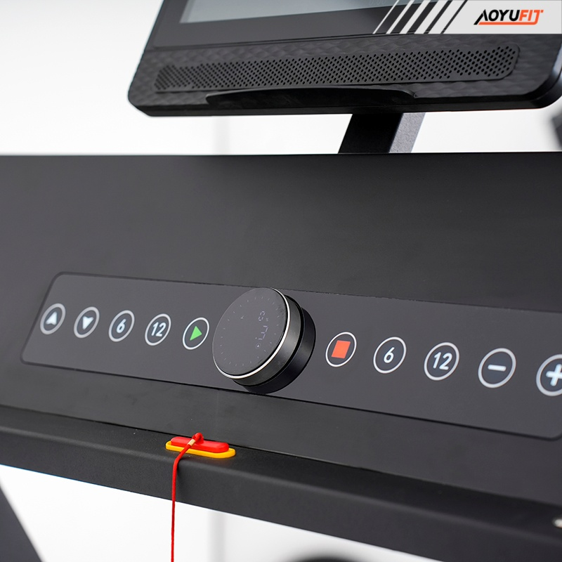 Smart Commercial Running Machine with WiFi Connectivity and Personalized Fitness Programs