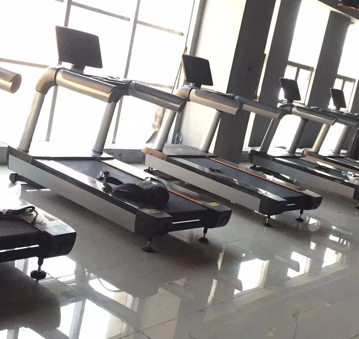 Commercial Motorized Treadmill Fitness Heavy Duty Running Machine Commercial Treadmill