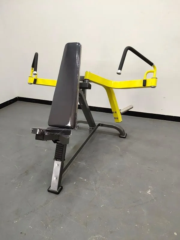 Incline Chest Trainer Detail 1