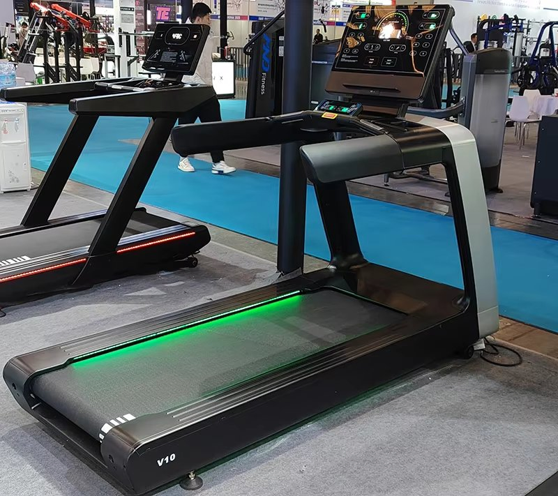 2025 New Commercial Treadmill Heavy-Duty High Quality with 20% Electric Incline