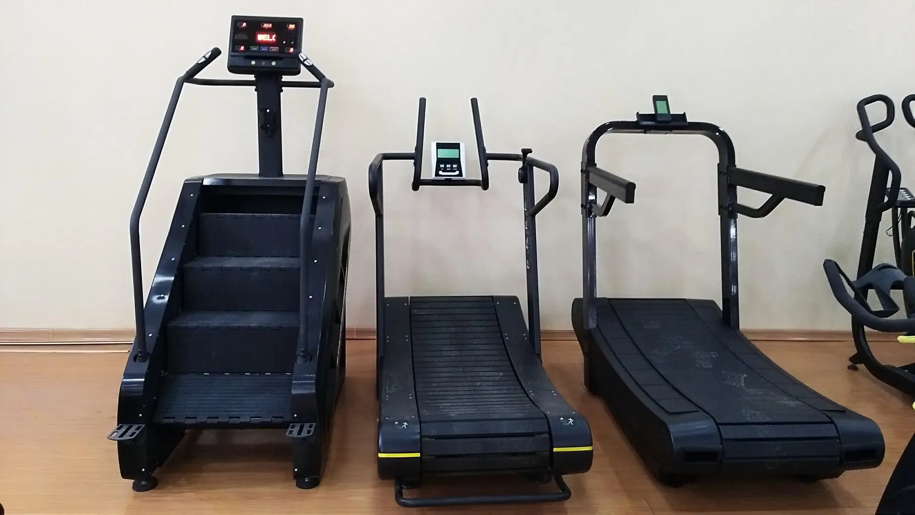 Air Runner Non-Motorized Unpowered Curved Treadmill Commercial Manual Gym Curved Treadmill