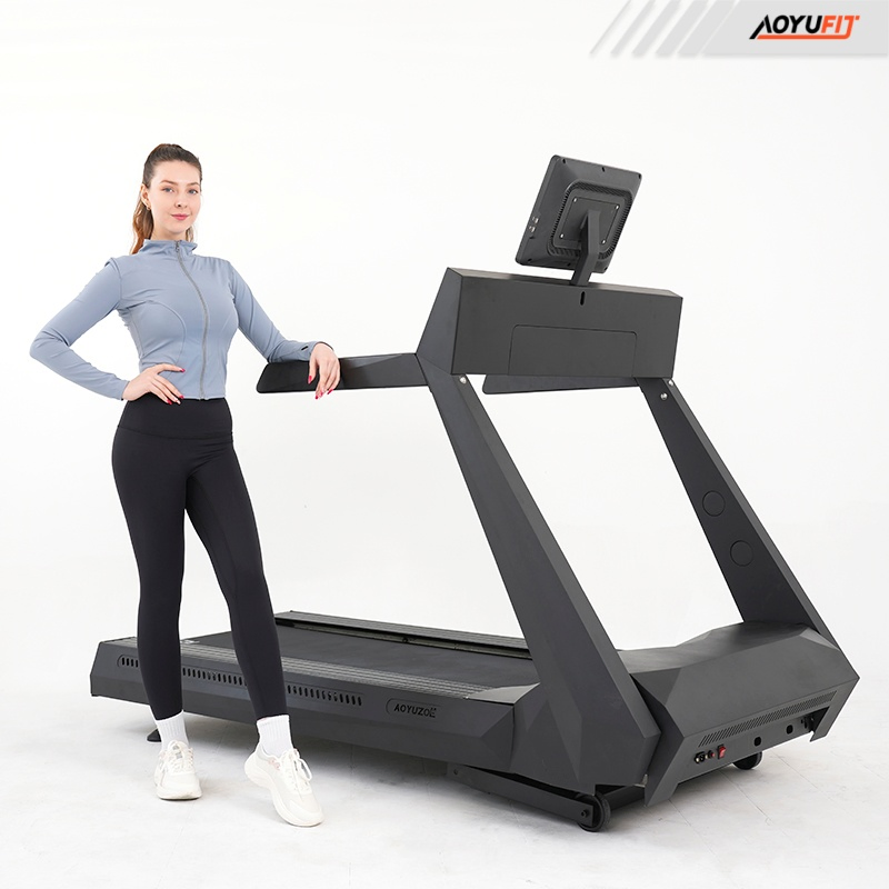 Smart Commercial Running Machine with WiFi Connectivity and Personalized Fitness Programs