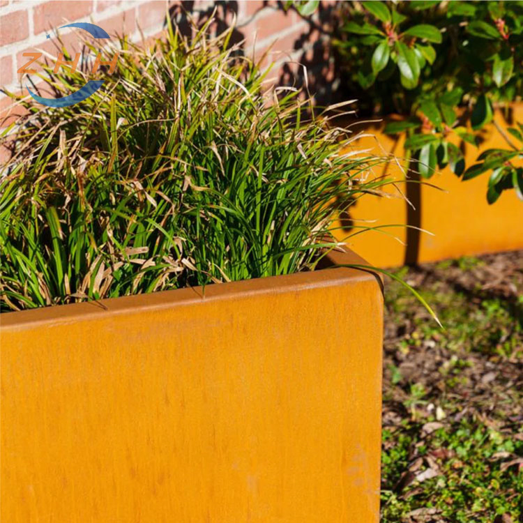 Large Capacity Corten Steel Flower Vessel