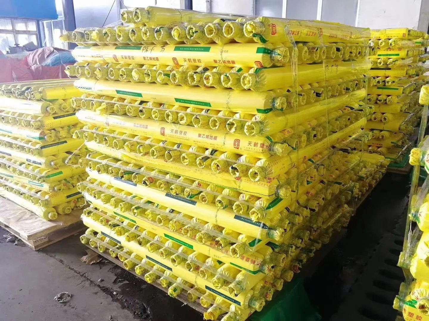 Long-Lasting Anti-Grass Mulching Film, Resistant to Sun and Rain Tobacco/Chinese Medicinal Herb Cultivation.