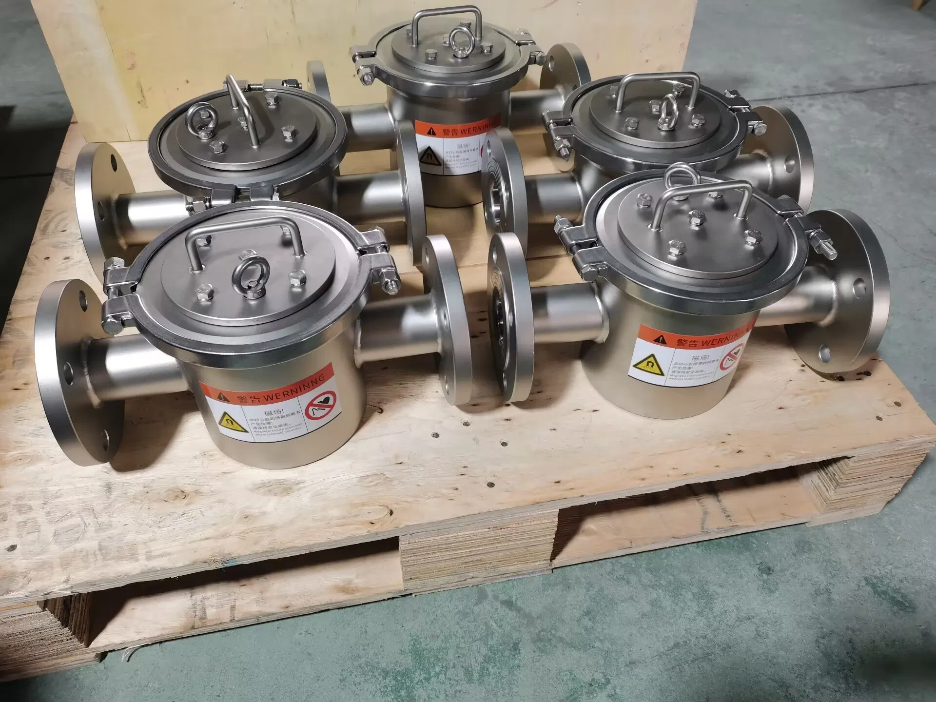 Industrial 12000 Gauss Rare Earth Magnetic Liquid Filter SS316L Food Grade Flange Type Easy Cleaning for Chocolate Processing