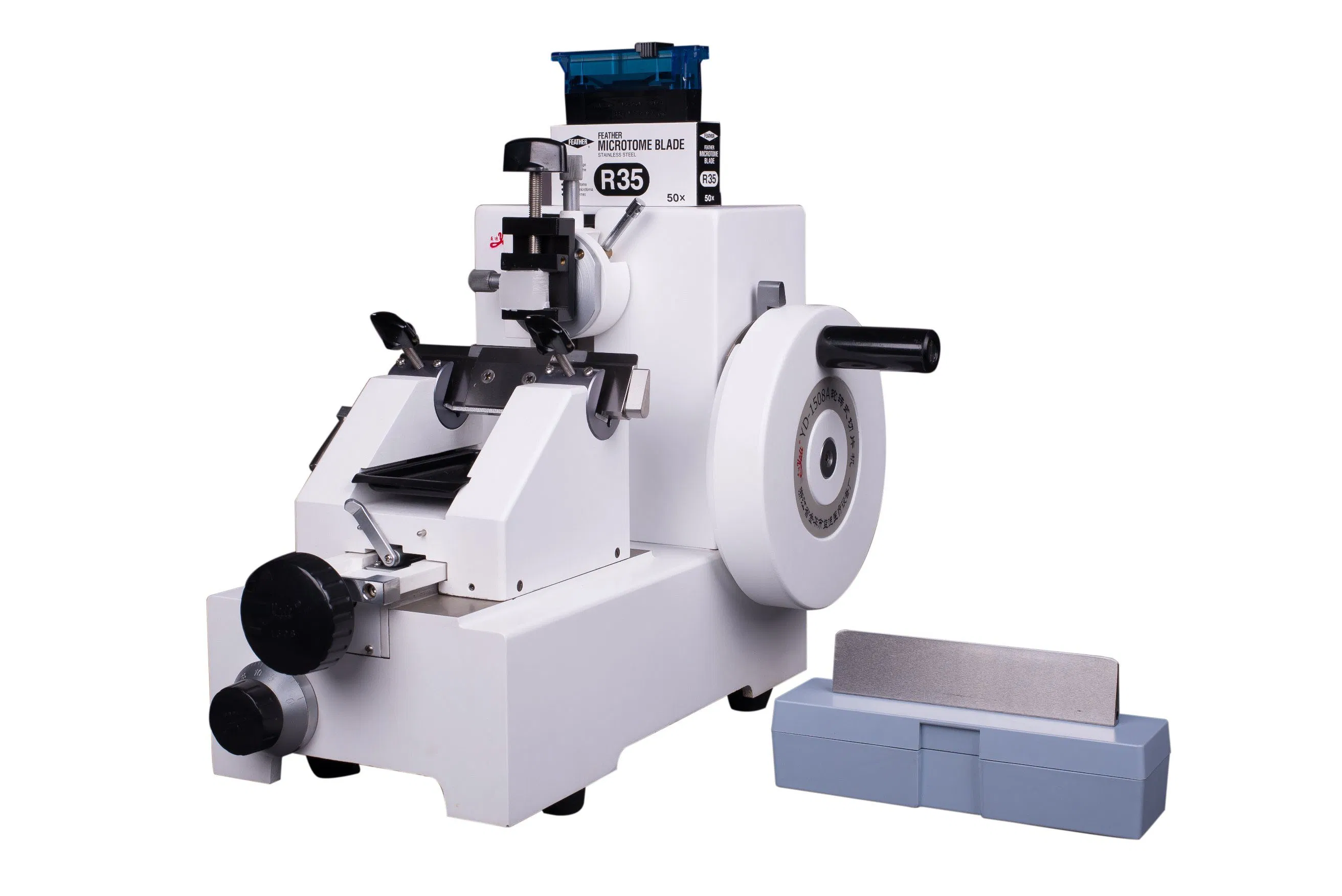 CE Approved Standard Clamp Industry Leading Quality Modernization New Technology High Precision Microtome Yd-1508r