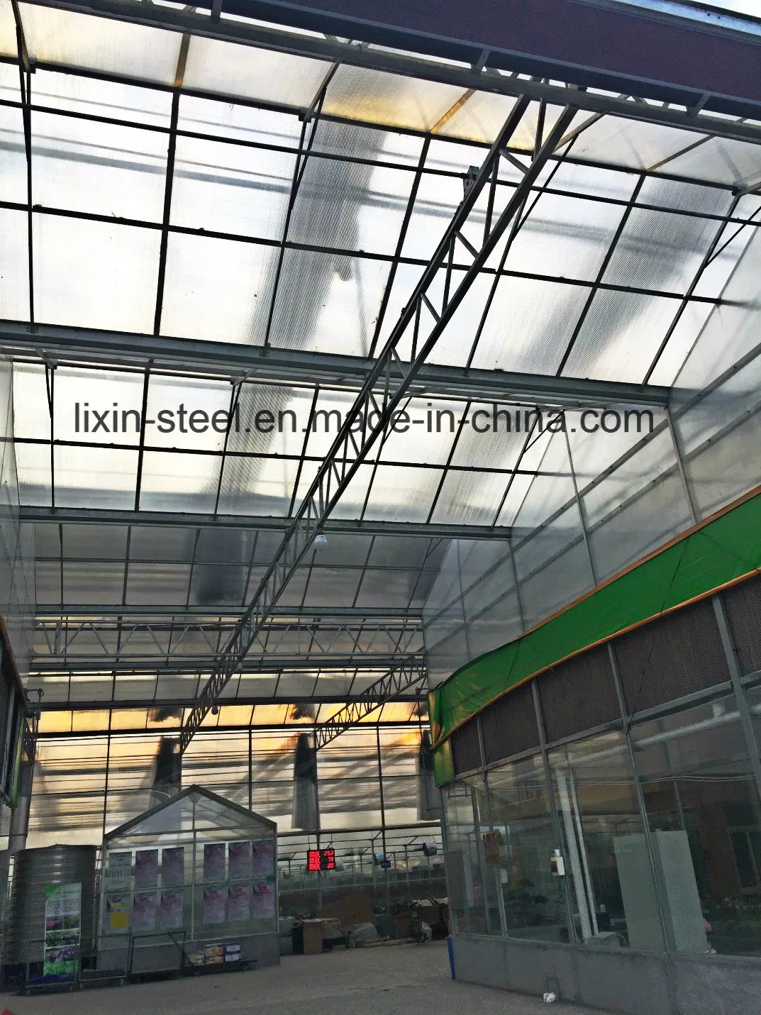PC Board Light Steel Structure Frame Prefab Green House