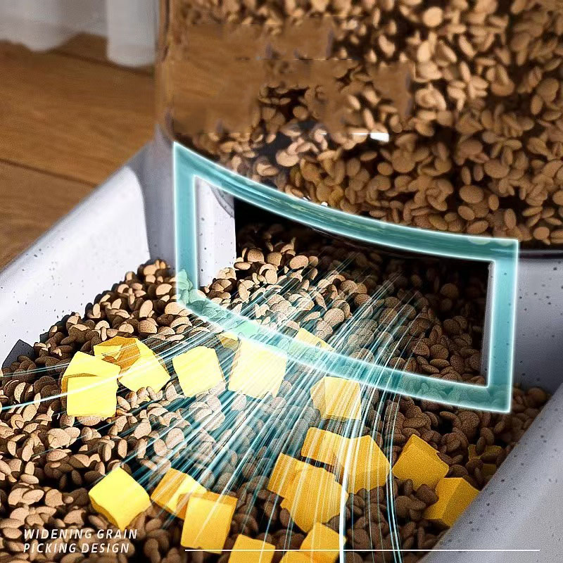 Non-Slip Silicone Pet Feeder Bowl, Food-Grade Safe for All Pets