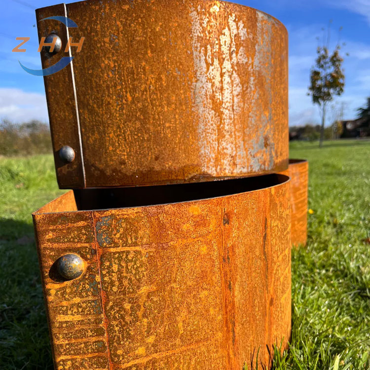 Rustic Charming Corten Steel Garden Planter for Naturalistic Spaces
