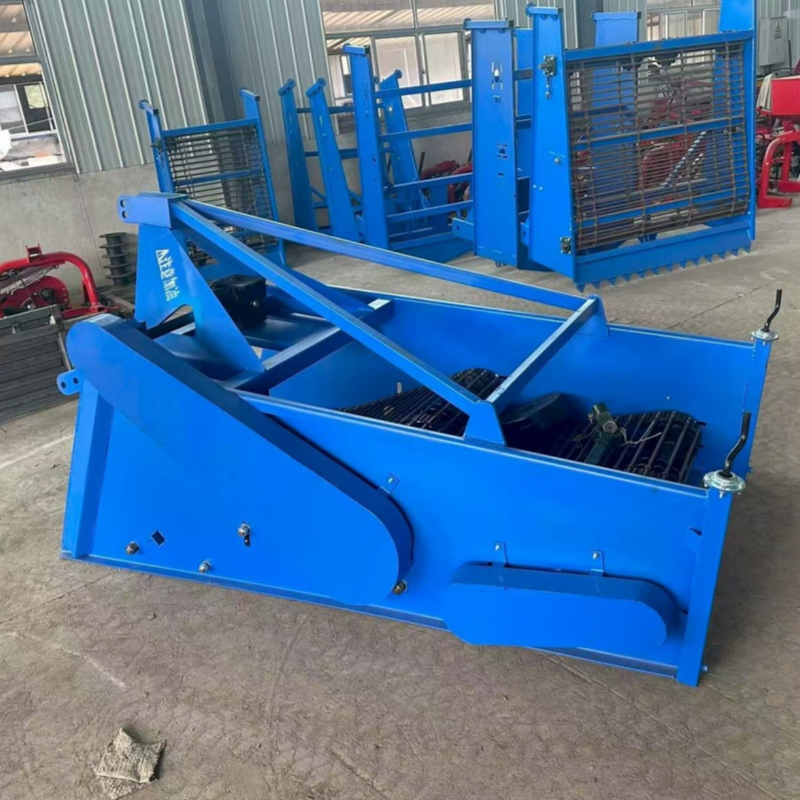 Double-Chain Conveyor Digger for Harvesting Rhizomatous Medicinal Herbs (Angelica Sinensis &amp; Astragalus Membranaceus)