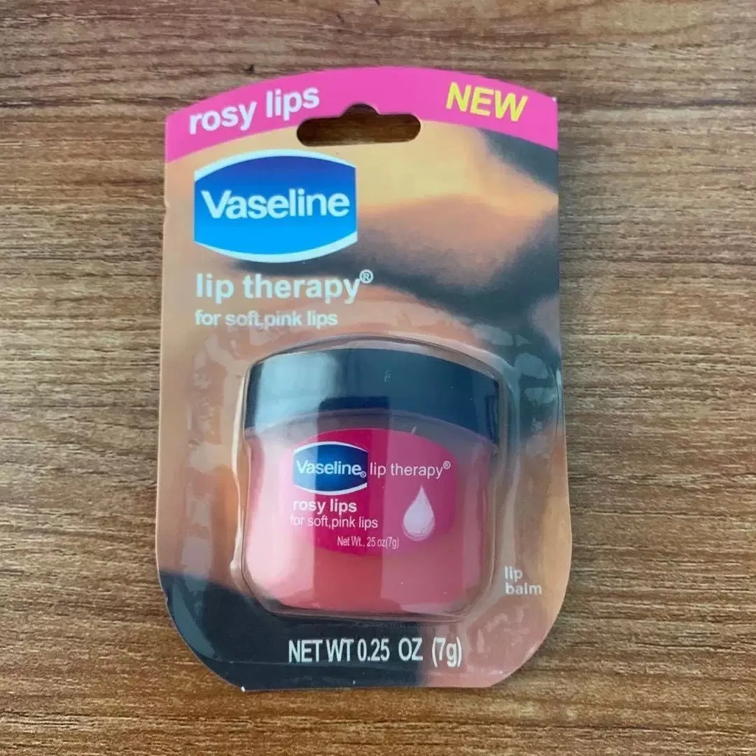 Vaseline Valentine Rosy Lips Skin Care for Tin 7g - Limited Edition Heart Packaging Gift Wholesale