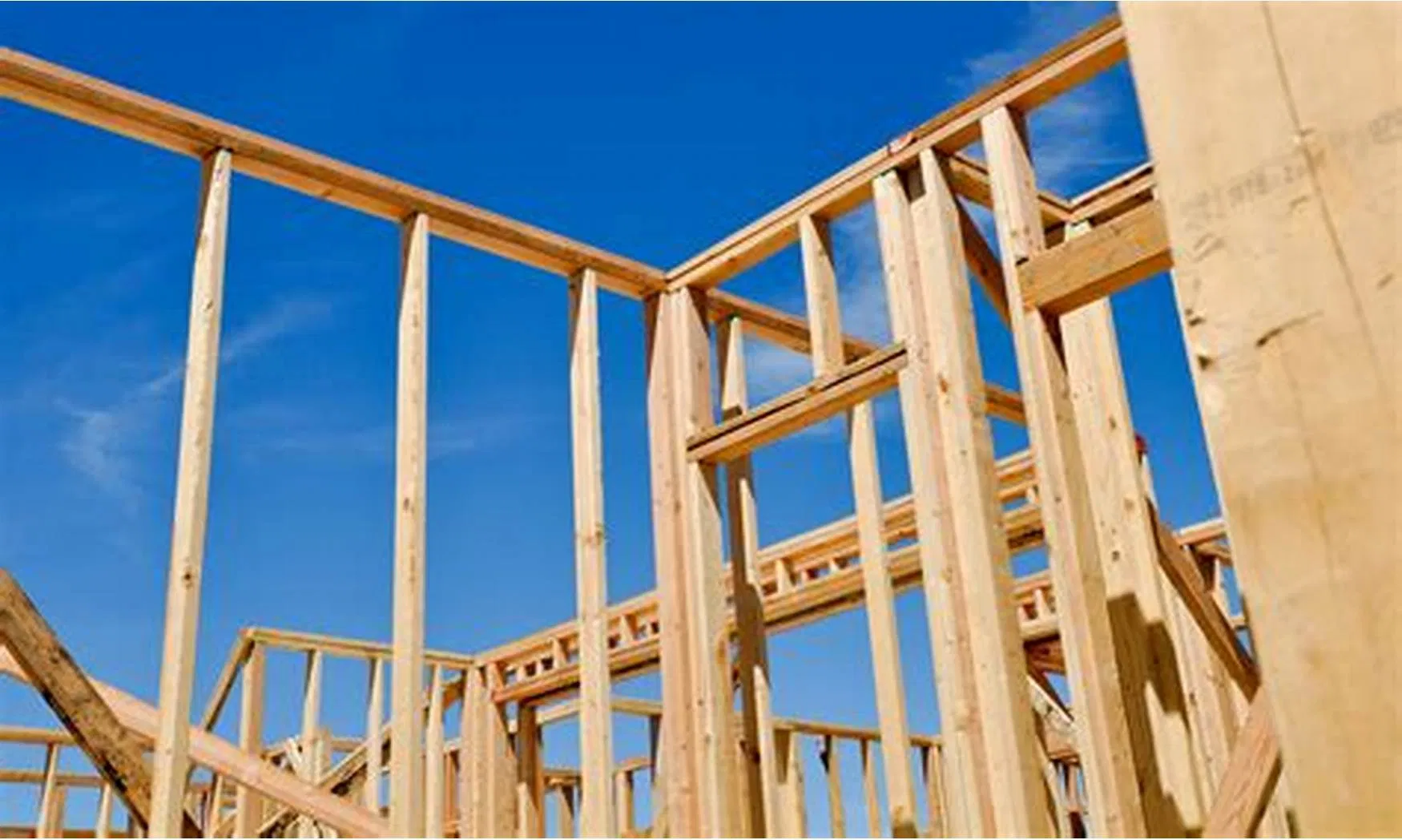 Creative Interior for New Design and High Performance with Stylish Ceiling Featuring Bending Plywood