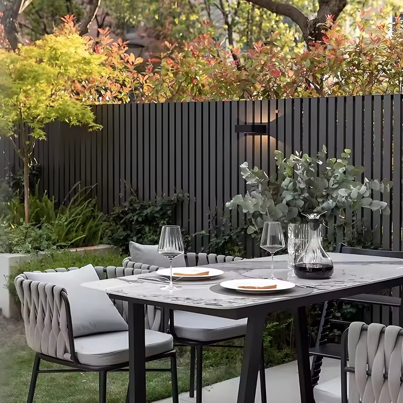 Aluminum Fence for Urban Rooftop Garden and Terrace Barrier