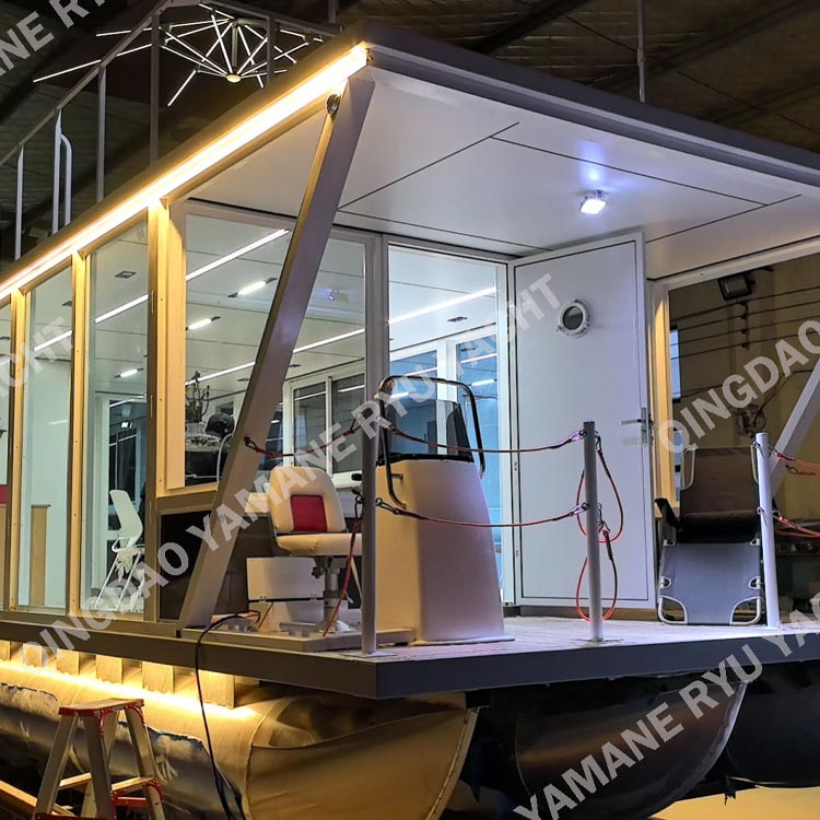 Aluminum Alloy Floating House Hotel Custom Interior Design