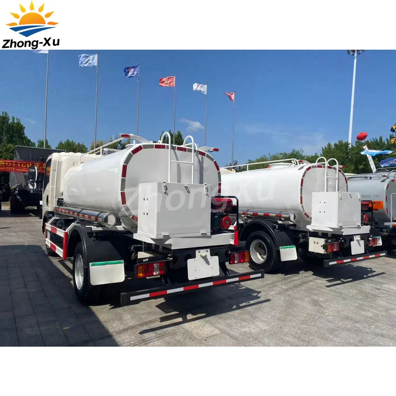 Shacman HOWO 6X4 Light Sprinkling Water Tanker Truck 10000L Liquid Nitrogen/Edible Oil/Natural Gas/Fuel Tanker/Tank/Water Bowser Truck for Cooling Transport