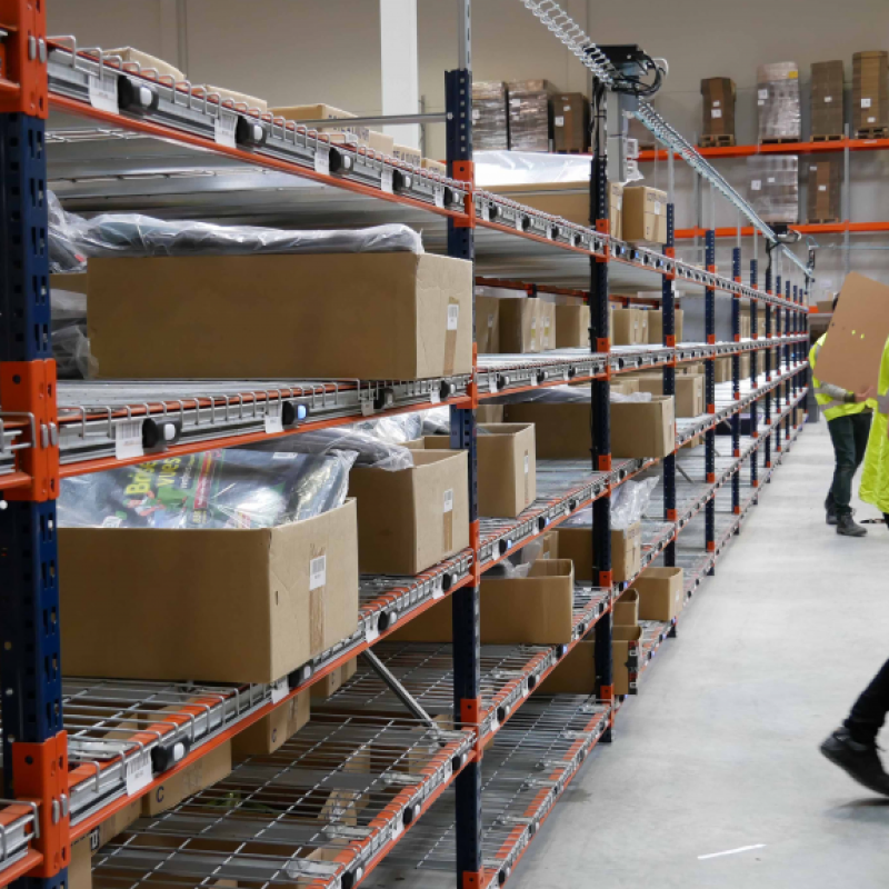 Smart Pick to Light Solutions for Efficient Distribution Centers
