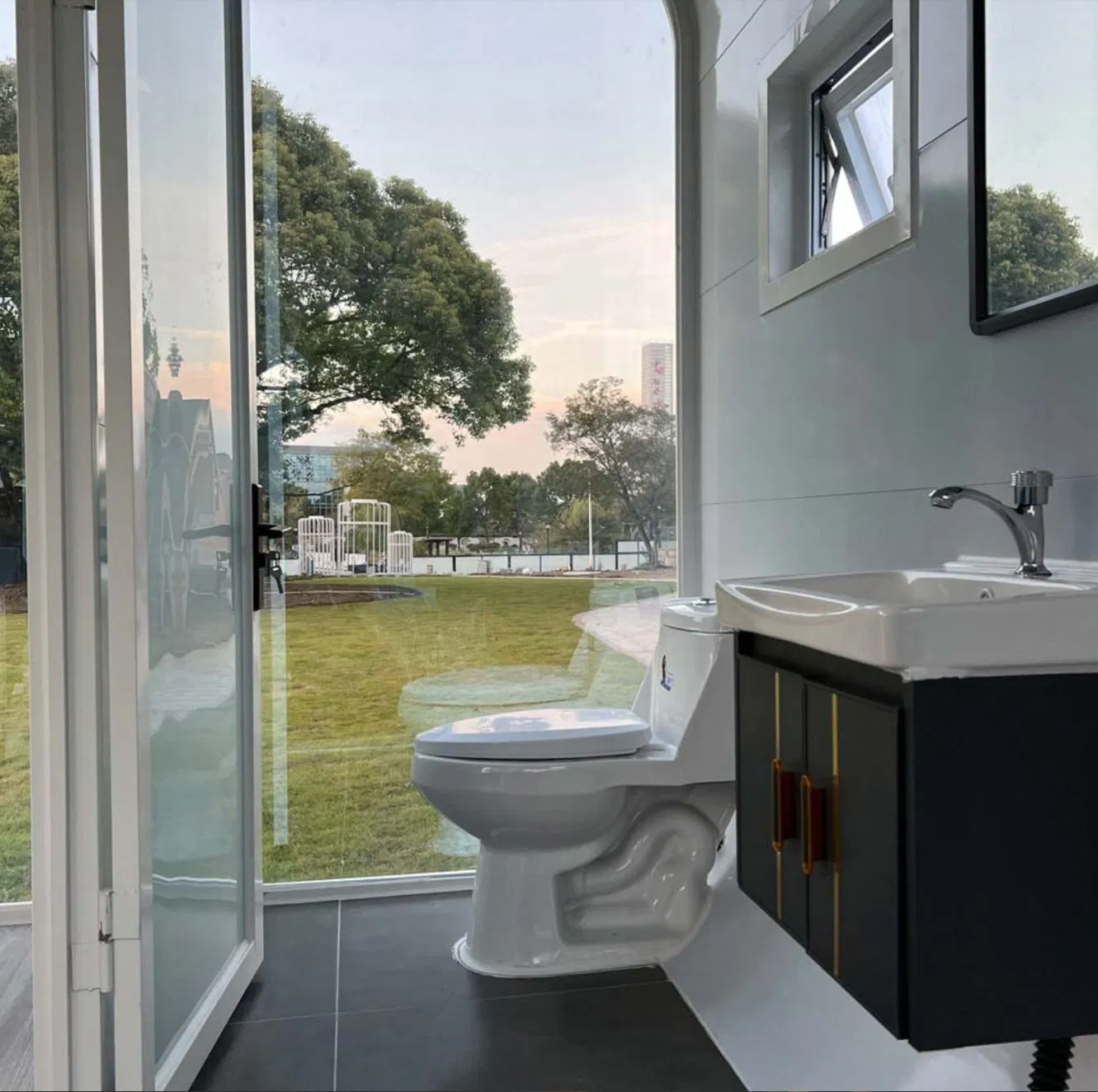 Eco-Friendly Modern Design Steel Container House for Sale