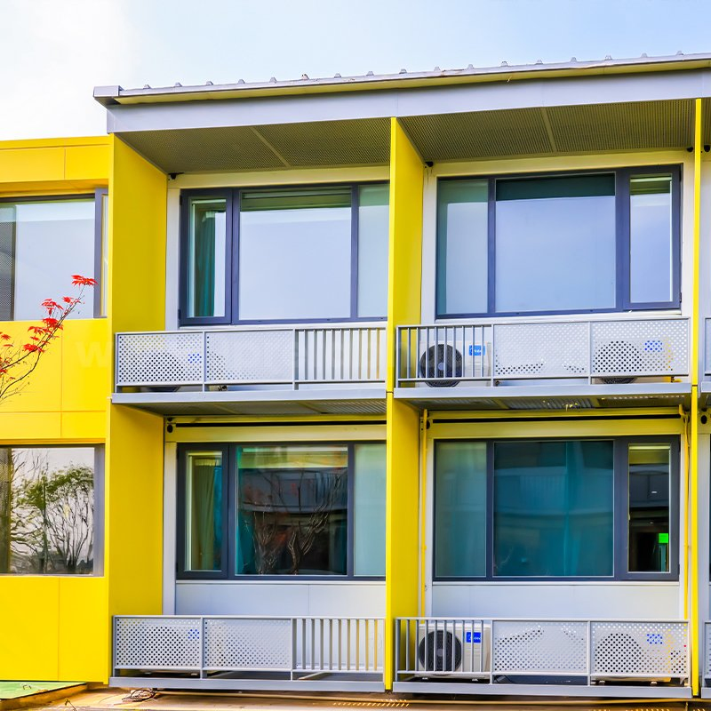 Prefab Steel Hotel Modular Units Customizable Luxury Container Hotel Rooms Eco-Friendly Temporary/Permanent Accommodation Folding Prefab House