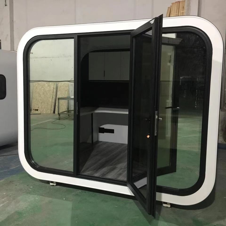 Apple Cabin Container House Easy Install Outdoor Travel Leisure Eco-Friendly Container House