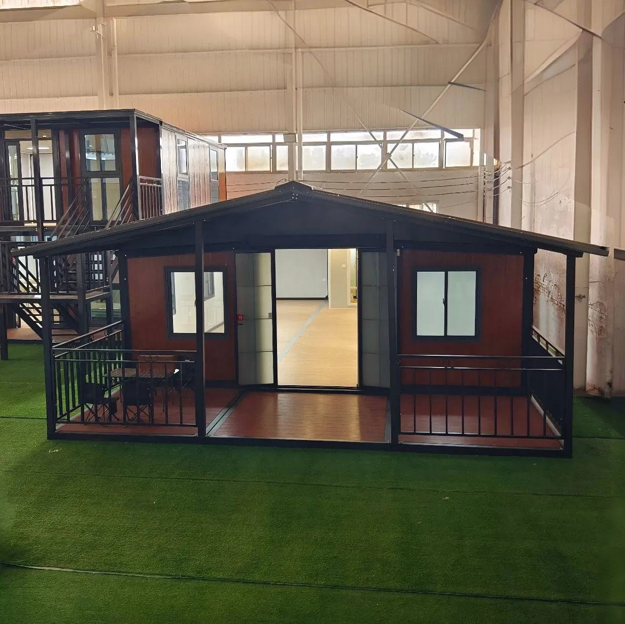 40FT Pointed Roof Terrace Type Double-Wing Folding Container House Prefabricated House