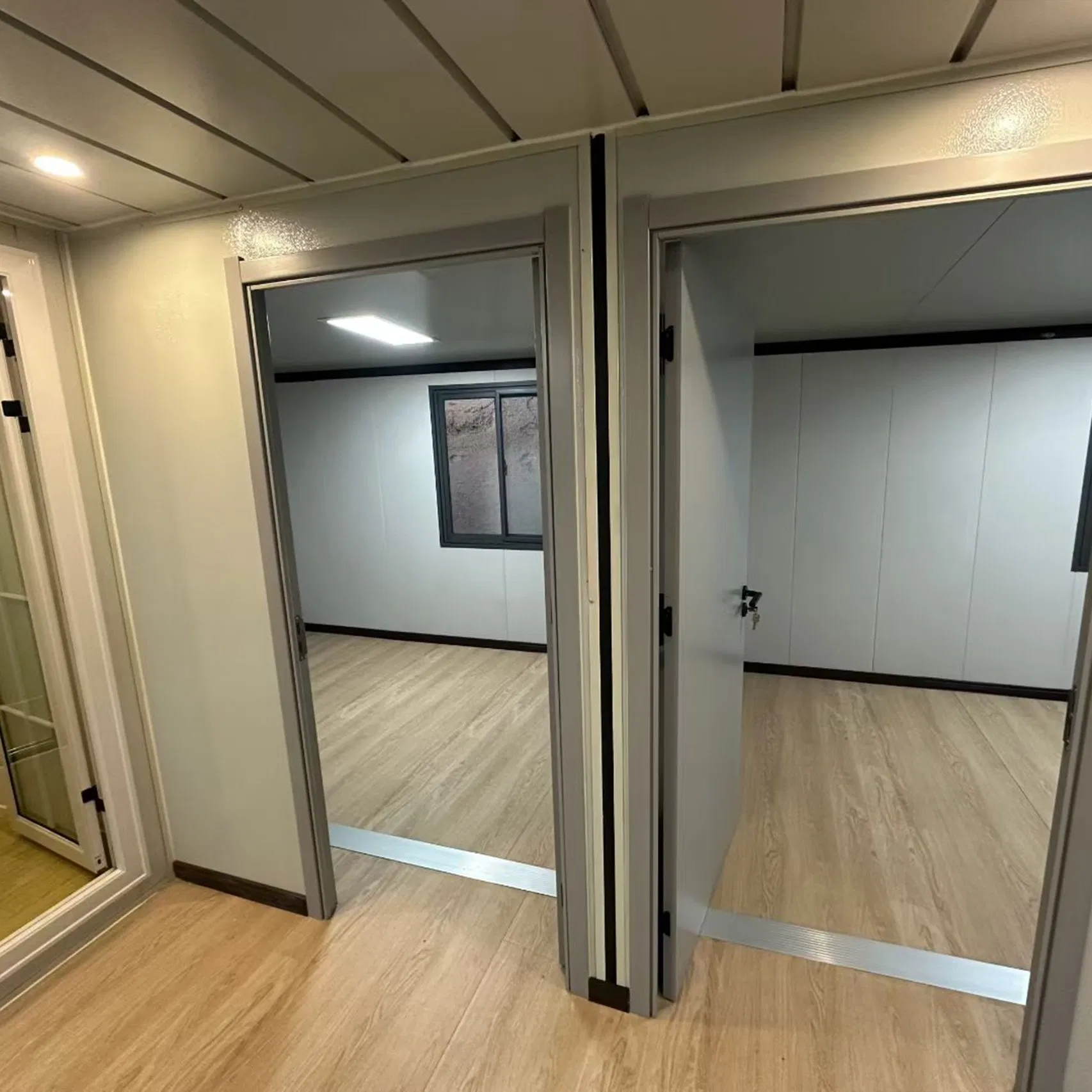 off-Grid Modular Detachable Container House Prefab Building Luxury Prefab Container House 10mins Installation Container House