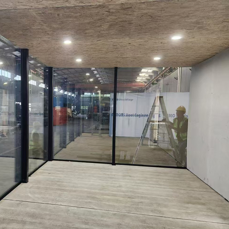 Modular Steel Frame System Prefab Glass Sunroom Cabin with Mirror Facade Architecture