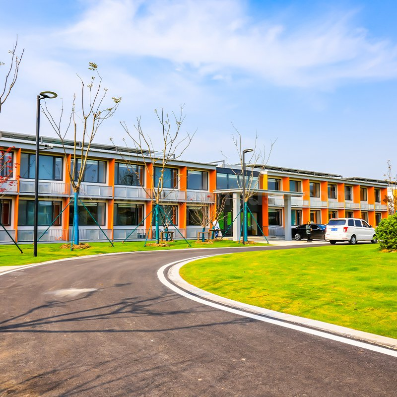 Prefab Steel Hotel Modular Units Customizable Luxury Container Hotel Rooms Eco-Friendly Temporary/Permanent Accommodation Folding Prefab House