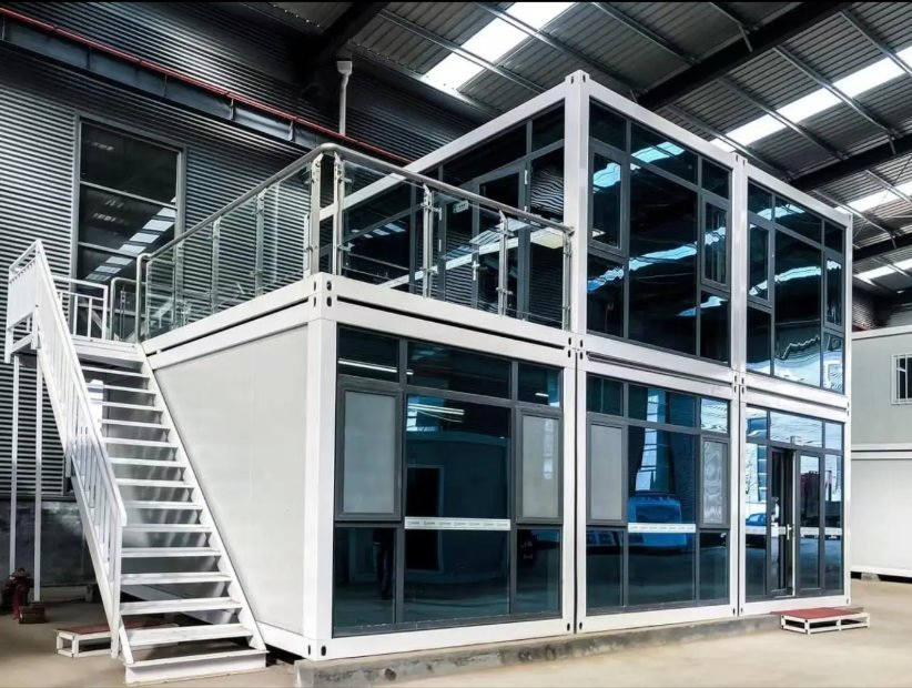 Modular Prefabricated Mobile Flat Pack Shipping Container House Multi-Storey Steel Building