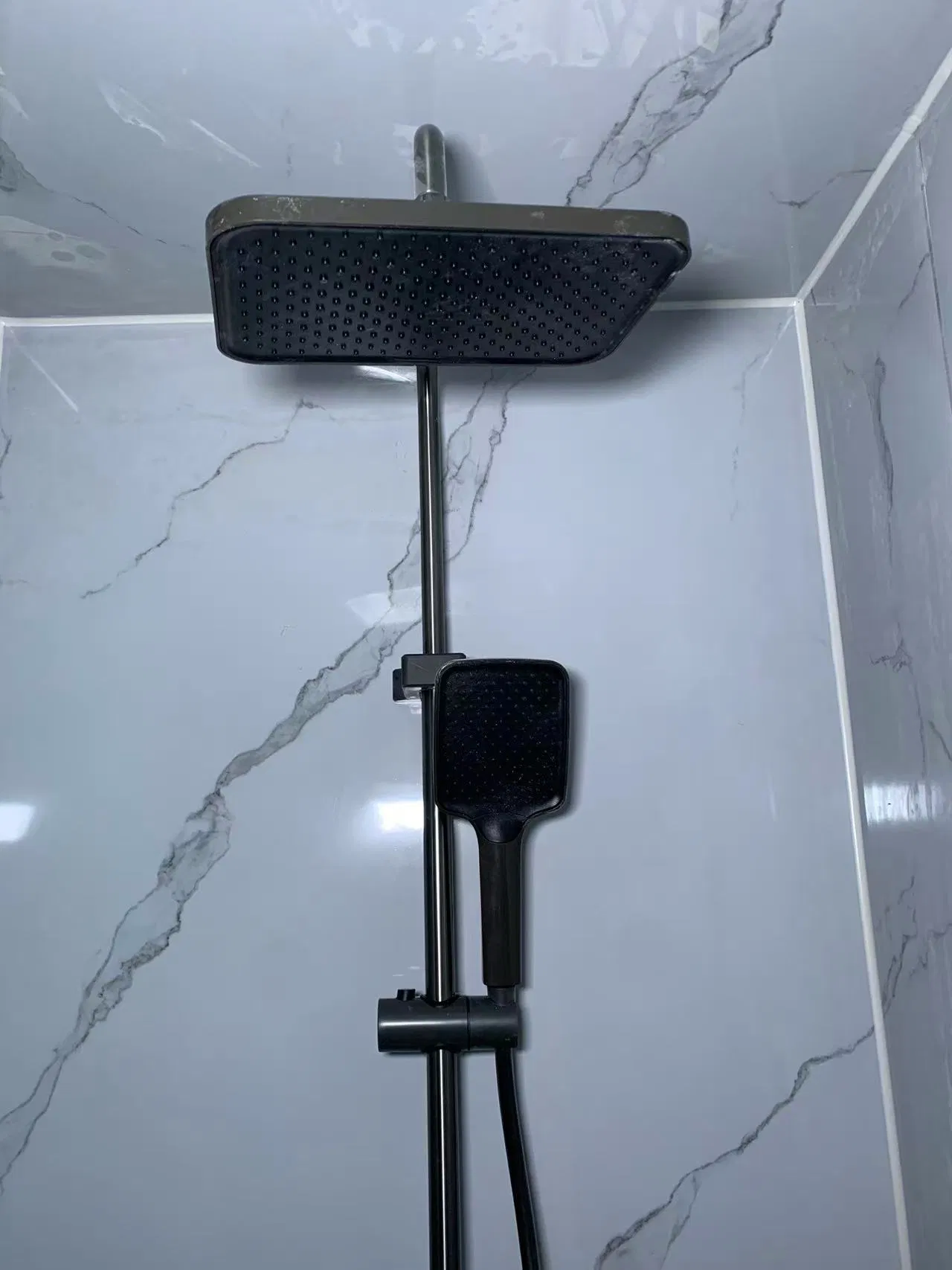 Thermal &amp; Sound Insulation Waterproof Customized Mobile Housing Living Unit Space-Saving with Good Service