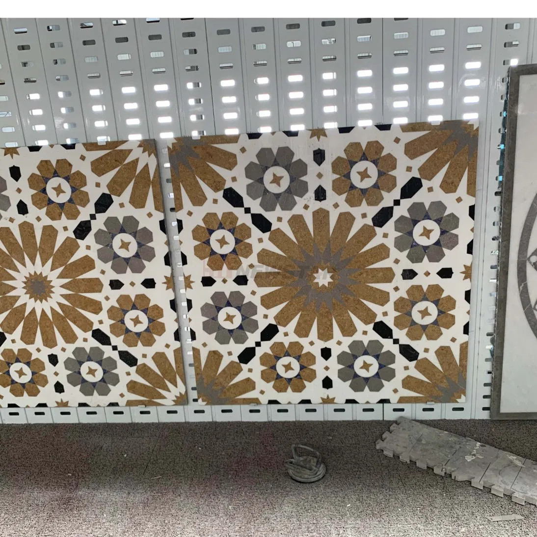 Exquisite Flower Flooring Marble Medallion Waterjet-Carved Luxury Marble Floor Medallion with Unique Pattern Hotel Floor