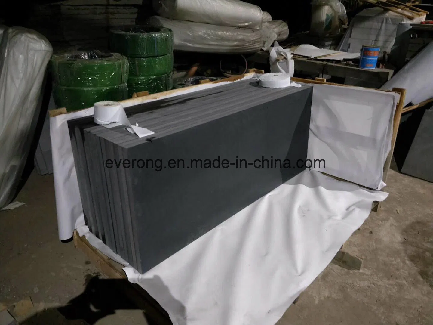 Hainan Dark Basalt Tiles, Honed Grey Basalt, Black Basalt for Floor&amp; Wall