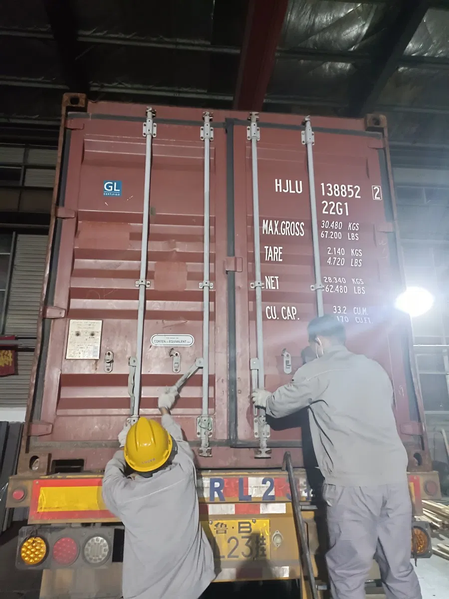 Loading Quartz Slabs