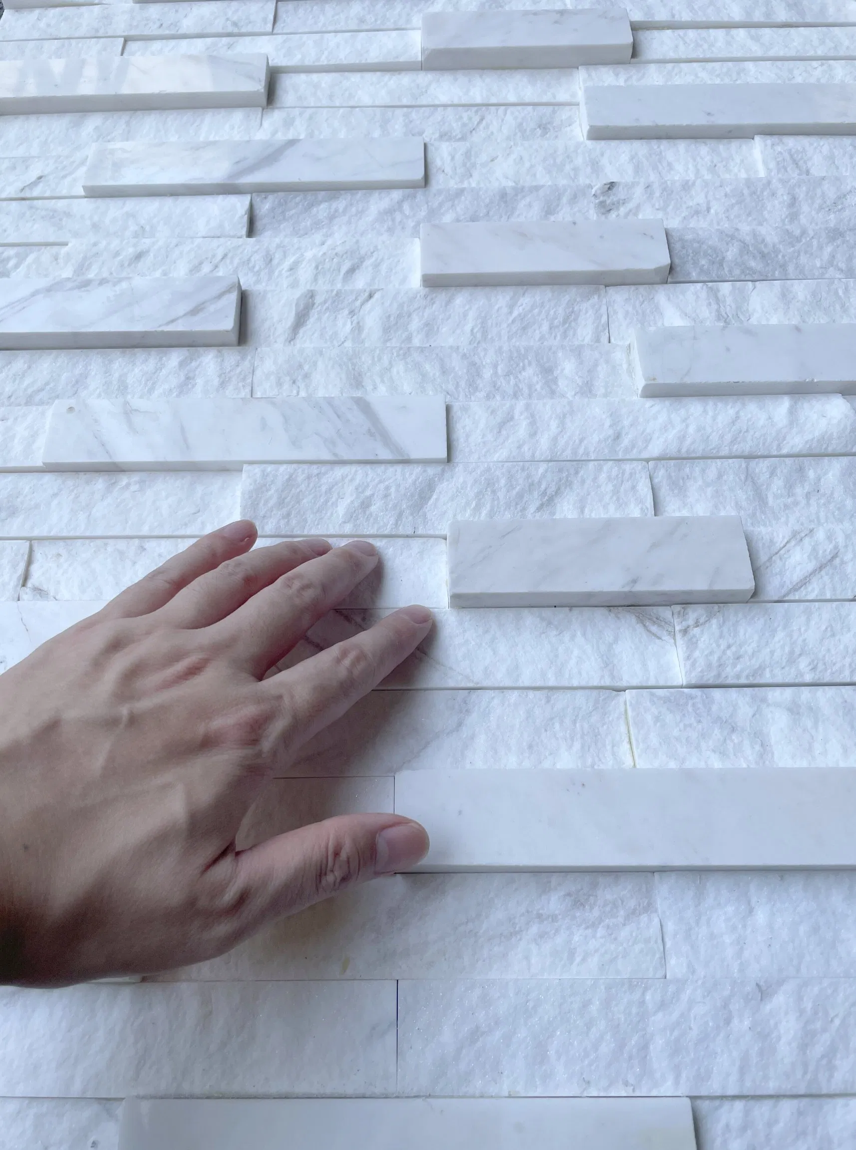 Natural stone veneer ledger panel polished/split white Volakas Marble Stacked Wall Stone for interior/outdoor/exterior bathroom/kitchen/lobby wall/background