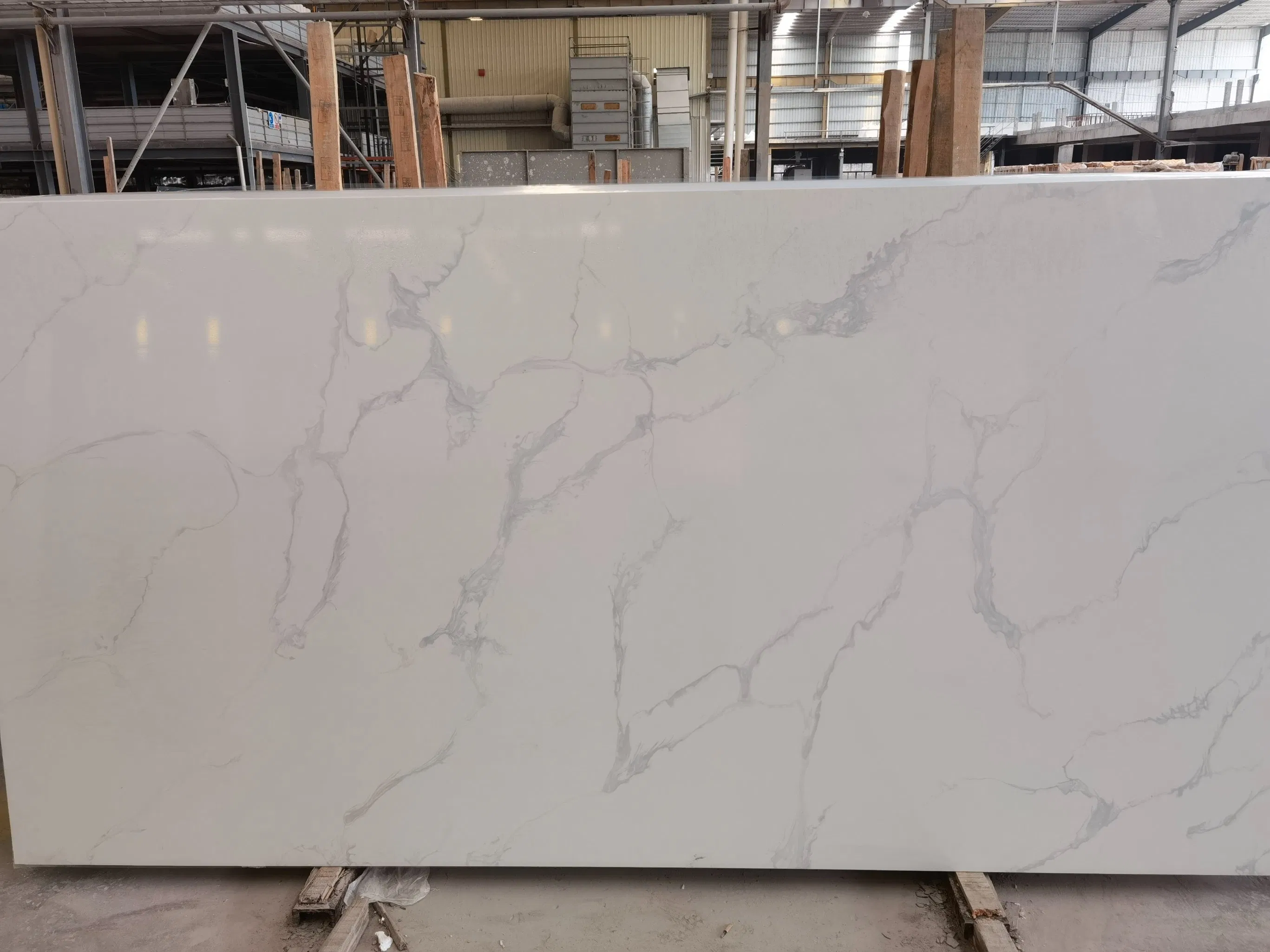 Quartz Stone Artificial Calacatta Marbles Looks Quartz Slab Quartz Countertop
