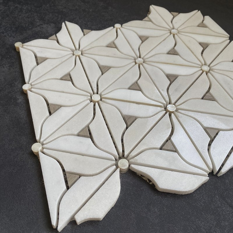 China Popular Flower Marble Mosaic Customized Carrara White Marble Stone Mosaic Tile Tunisia Marble Mosaic for Home Decoration