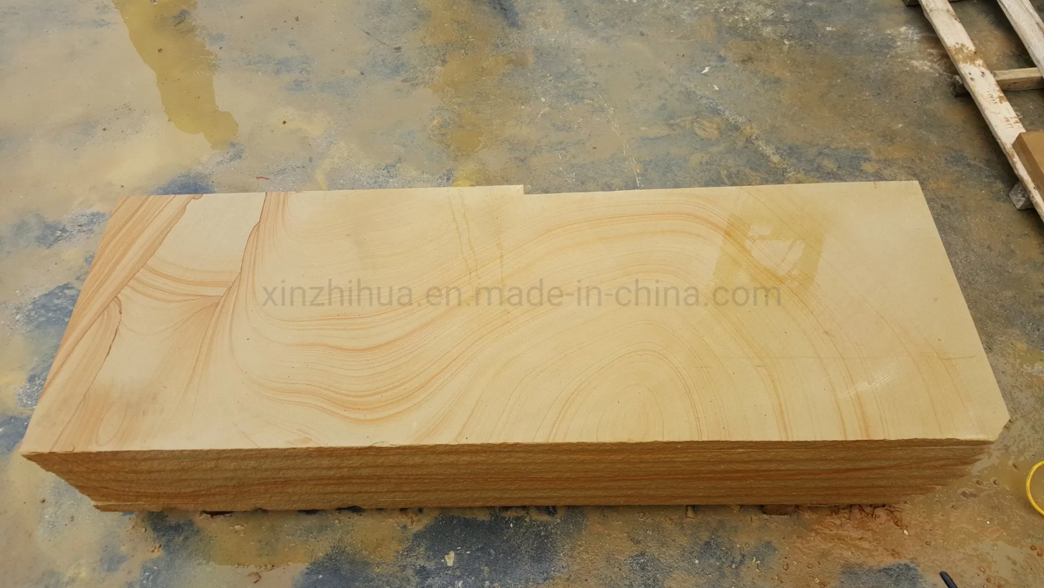 China Cheap Wooden Yellow Sandstone Wood Vein Marble Wall/Flooring Tile/Basluter