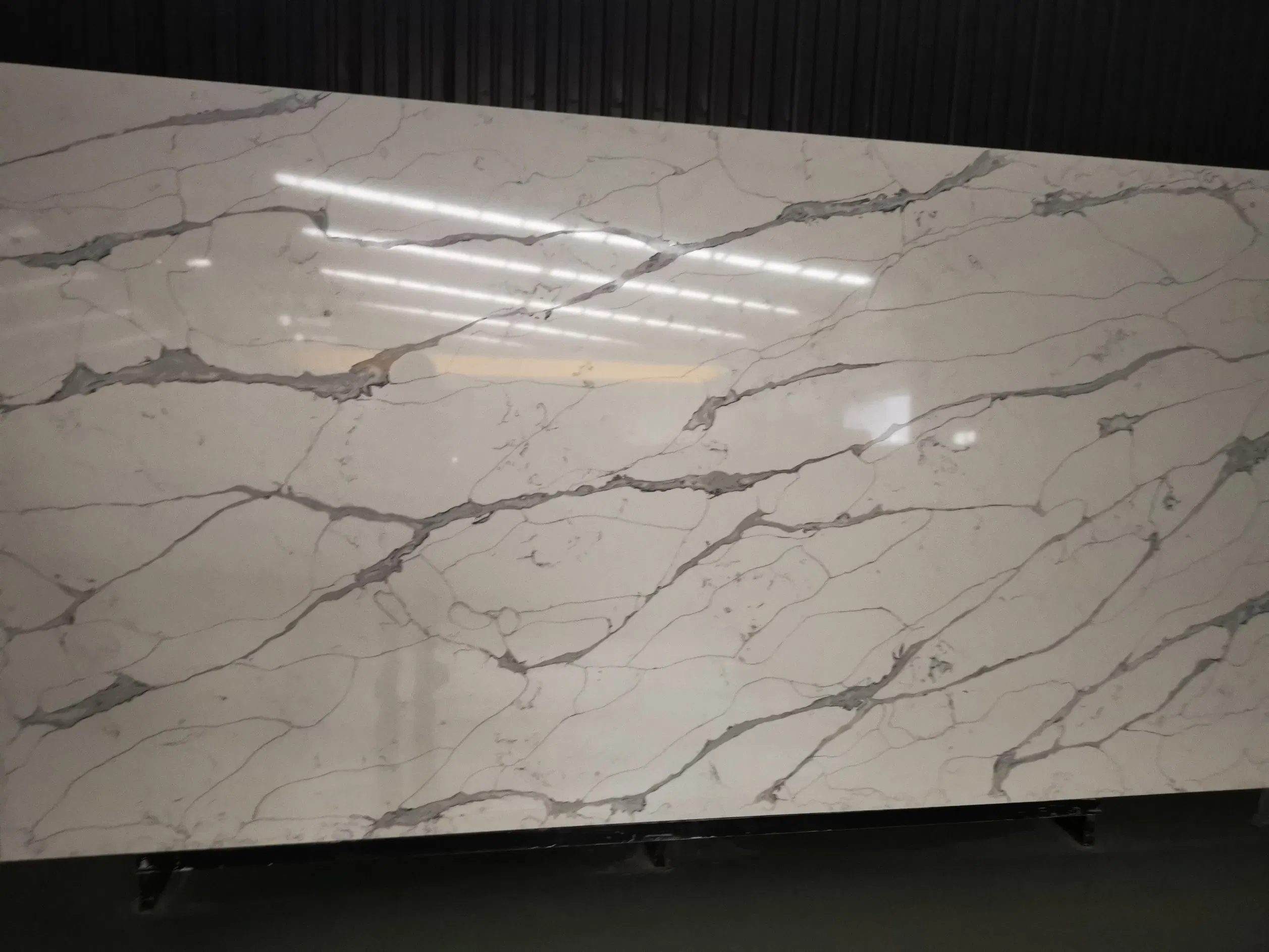 Durable Calacatta Replica Stone Slab Ideal for Flooring Projects